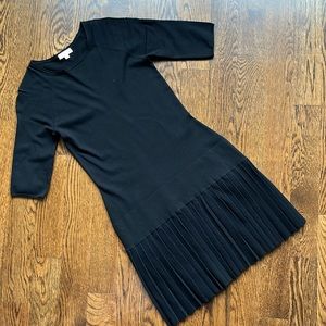 Shoshannna black knit 3/4 sleeve dress with drop waist and pleats